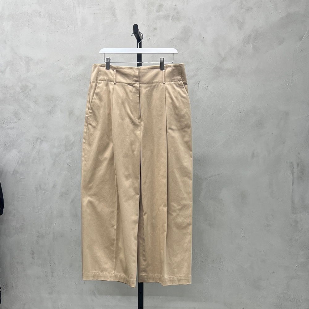 Elegant Tan Women's Skirt